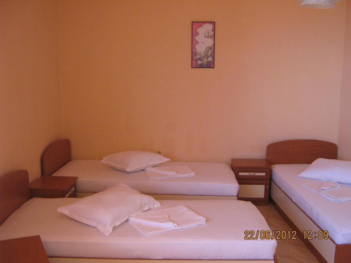 Guest House Amor Szveti Vlasz Szoba fotó